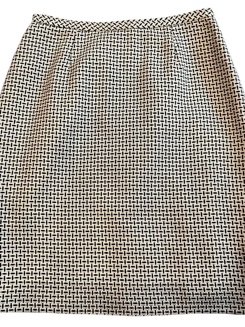 Y2K Kasper 4p Classic cream and White Patterned Skirt